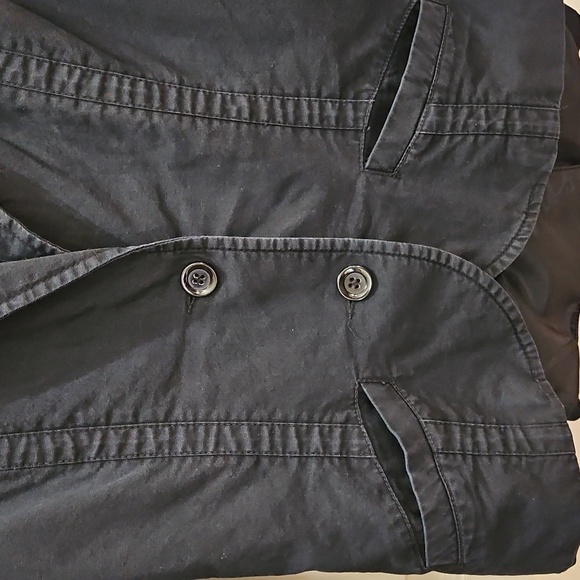H&M Black Denim Short Waist Jacket Womens Sz 8 - Picture 3 of 9